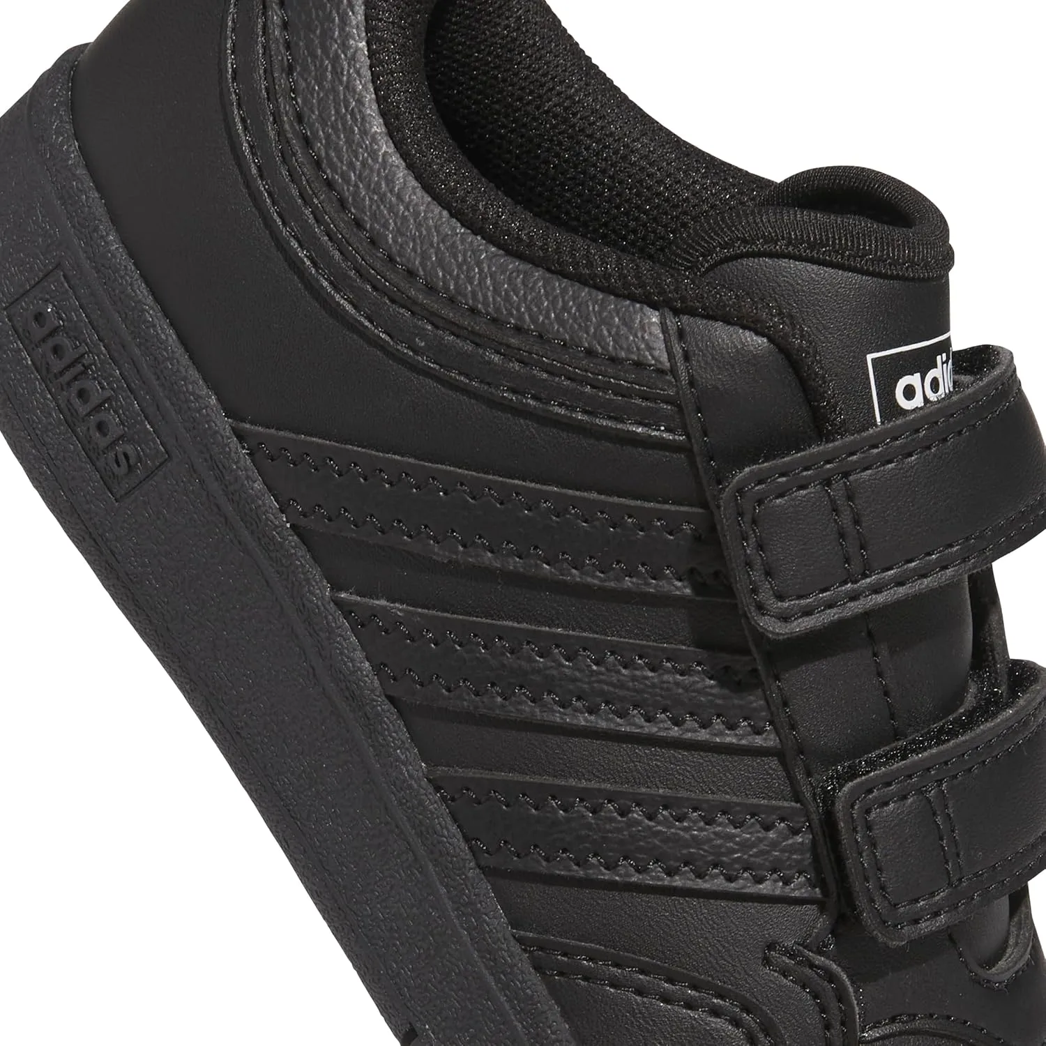 adidas Unisex-Child Hoops 4.0 Basketball Sneaker