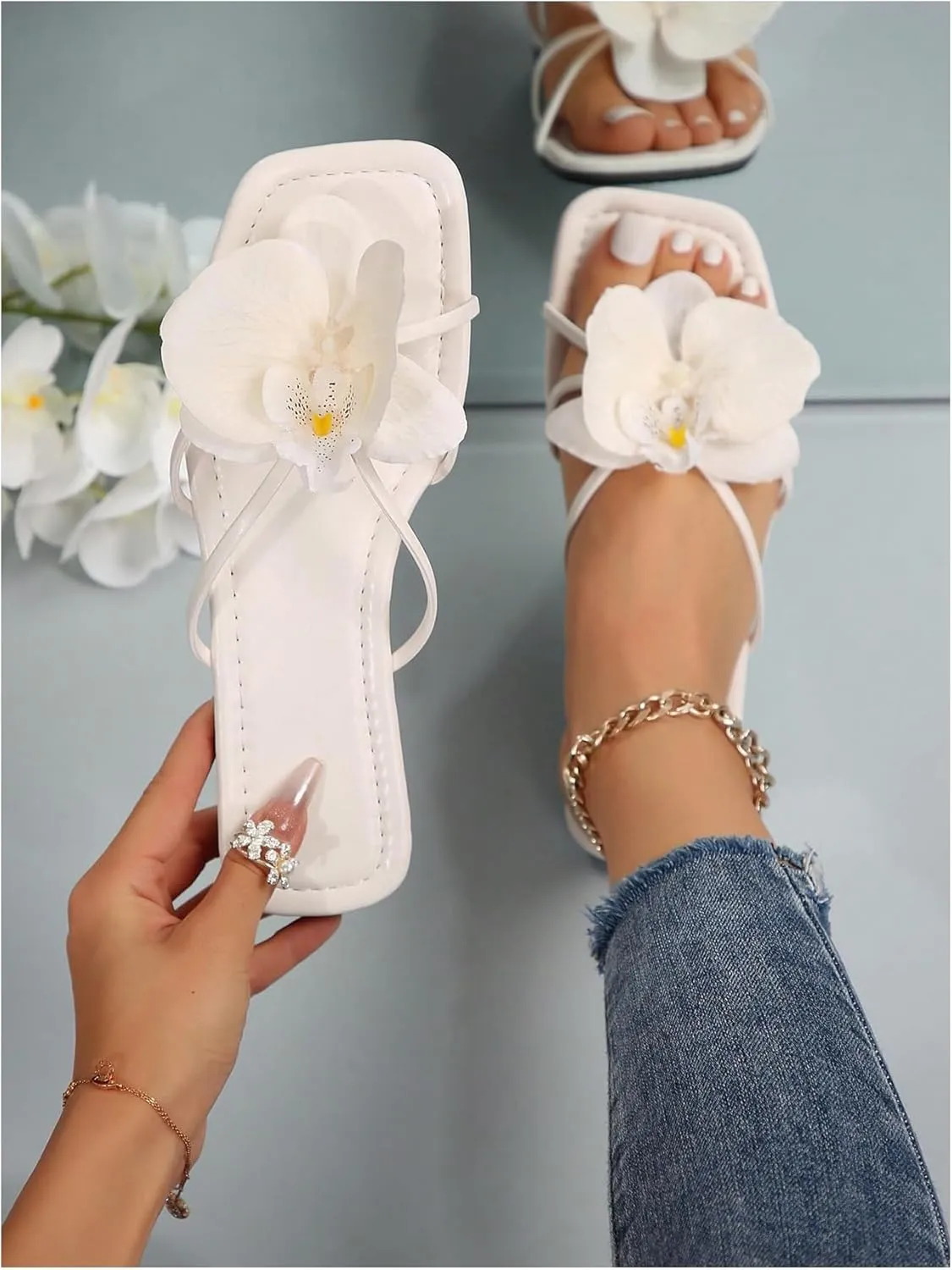 GORGLITTER Women's 3D Flower Sandals Dressy Criss Cross Floral Flat Sandals Square Open Toe Summer Beach Sandals