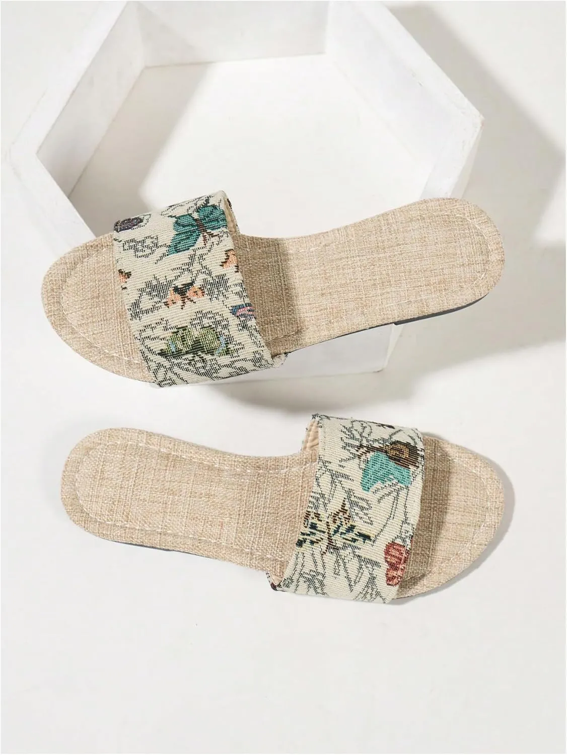 GORGLITTER Women's Boho Flat Sandals Embroidered Open Toe Slip on Beach Slides