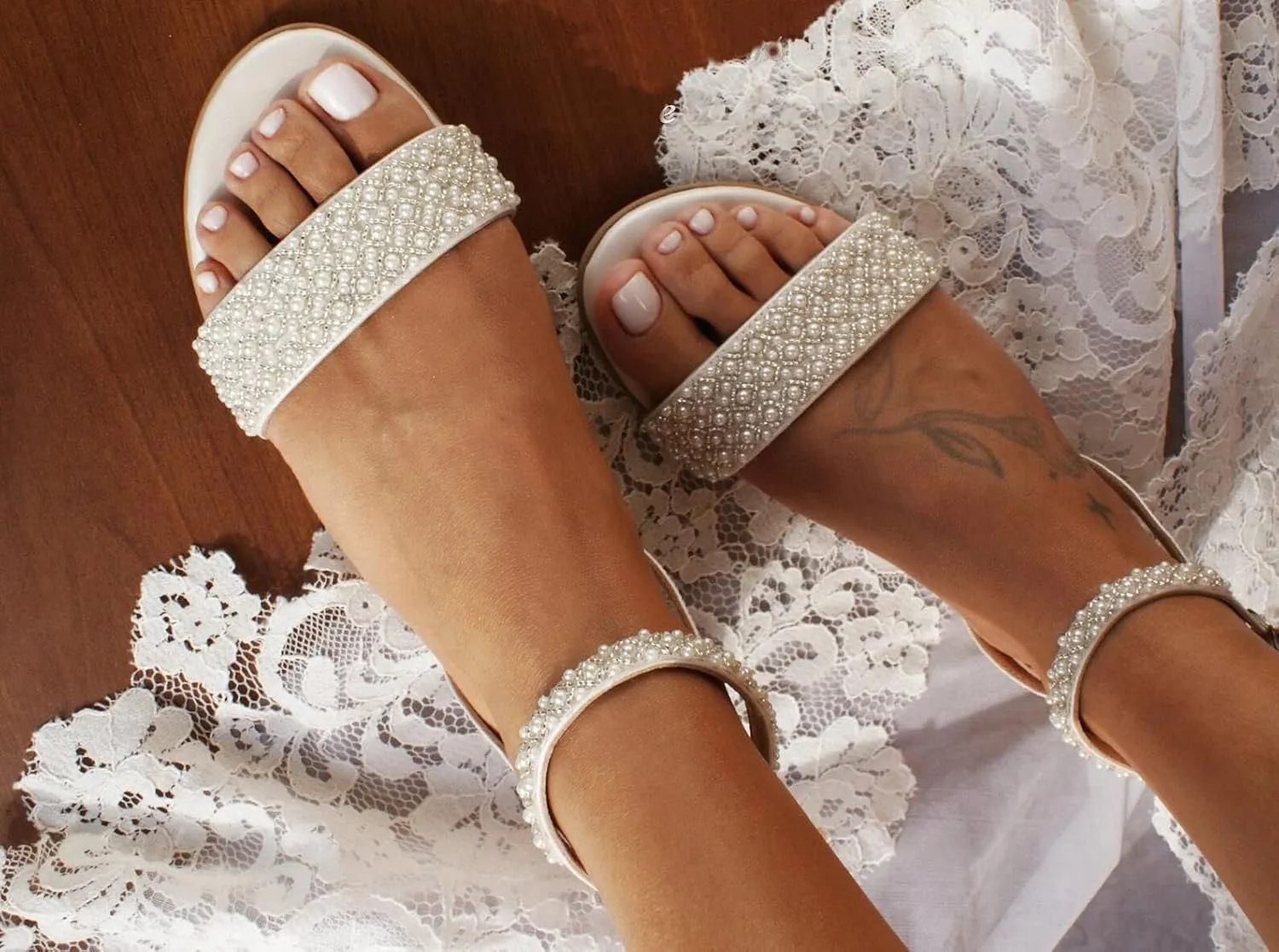 Hyinlays Women's Flat Heels with Pearls Slingback Boho Wedding Sandals Open Toe Ankle Strap Prom Evening Party Summer Sandal Shoes