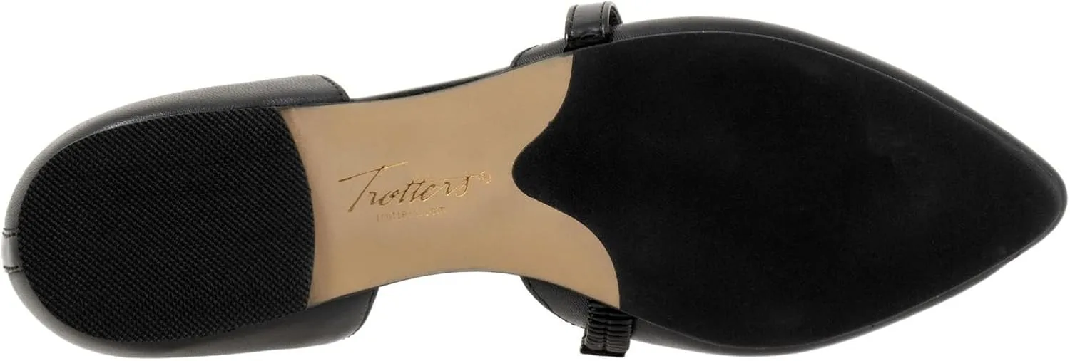 Trotters Women's Emory Loafer Flat