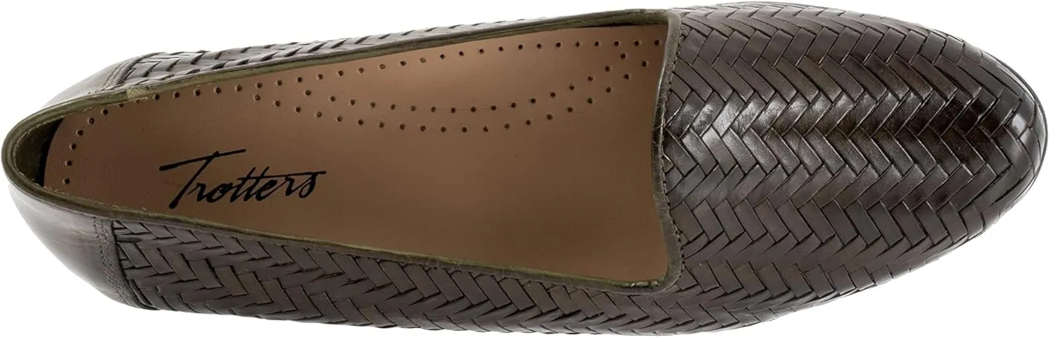 Trotters Women's Lis III Loafer