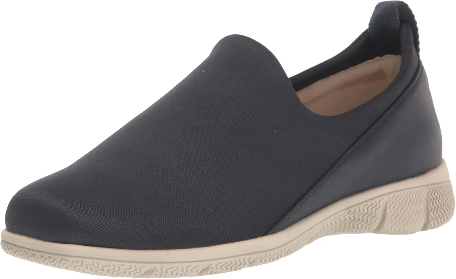 Trotters Women's Ultima Loafer