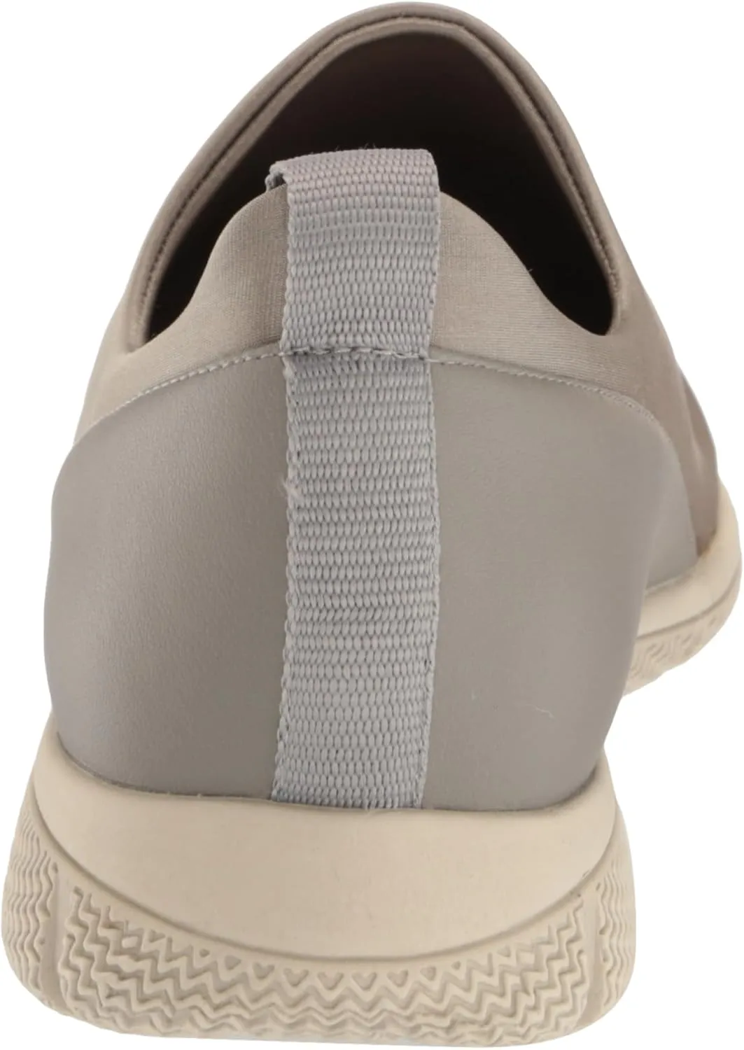 Trotters Women's Ultima Loafer