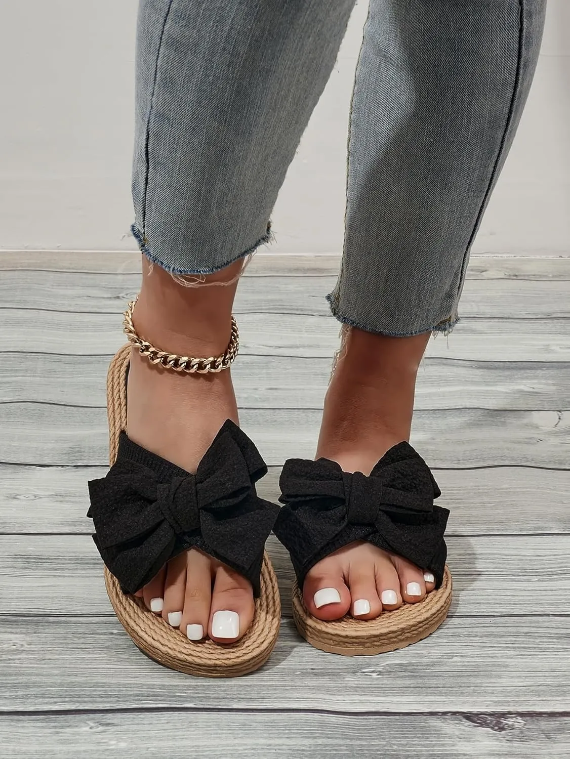 Verdusa Women's Rhinestone Bow Flat Sandals Open Toe Slip On Slides Sandals