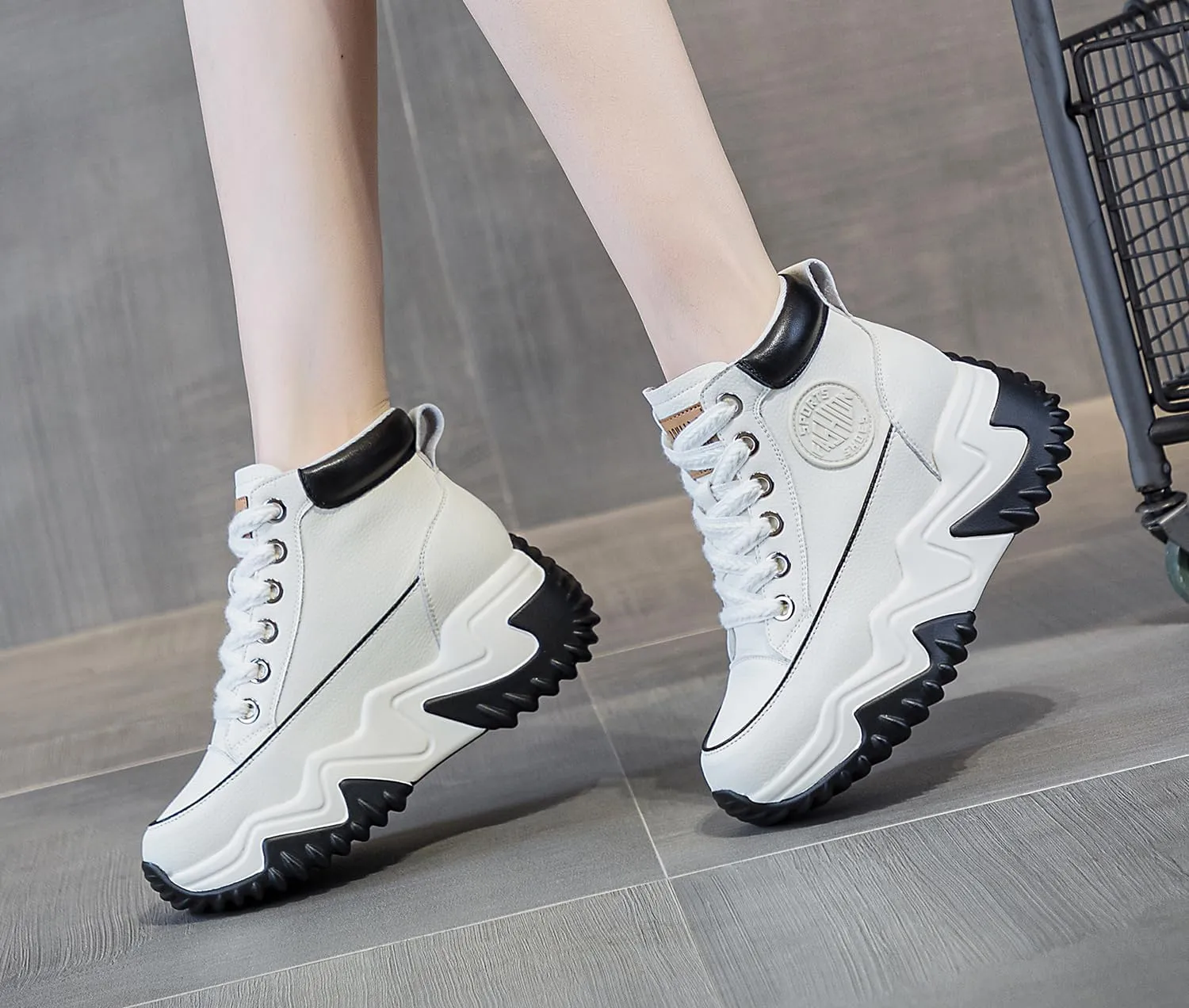 Women's Casual Breathable Platform Sneakers Y2K Comfort Walking Shoes for College Girl Campus