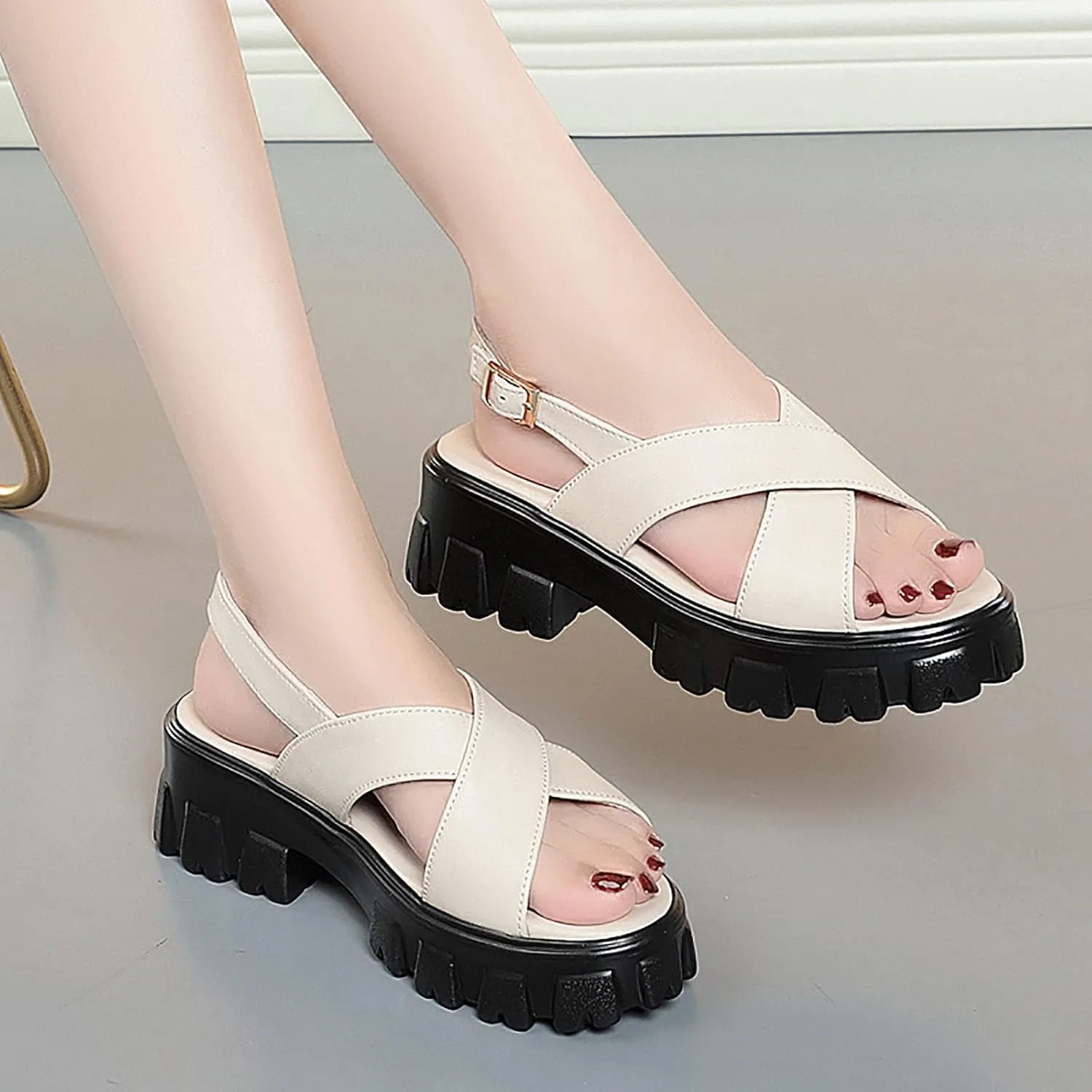 Women's Fish Mouth Open Toe Crossover Strap Platform Sandals,Summer Casual Adjustable Ankle Buckle Strap Non-Slip Width Chunky Platform Beach Outdoor Roman Sandals
