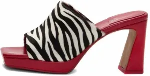 YYH Caviar-F Sandal